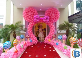 arco-de-entrada-minnie-e-doces